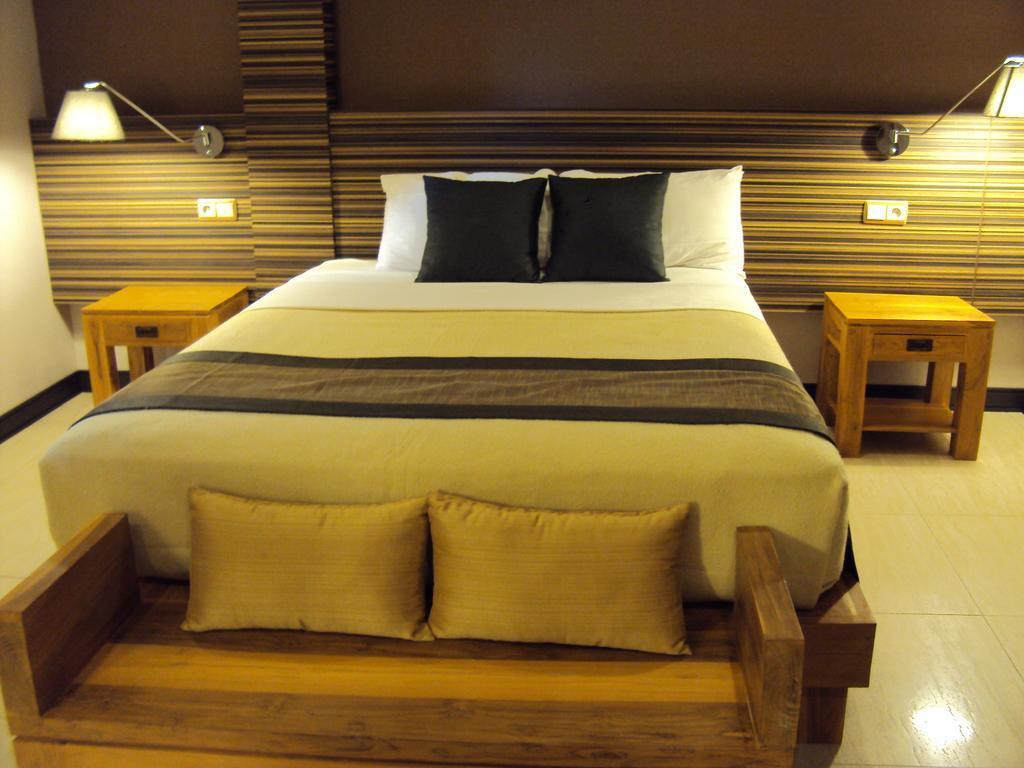 Hotel Colibri Koné Chambre photo