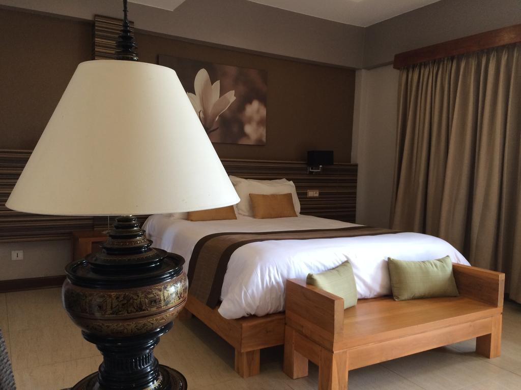 Hotel Colibri Koné Extérieur photo